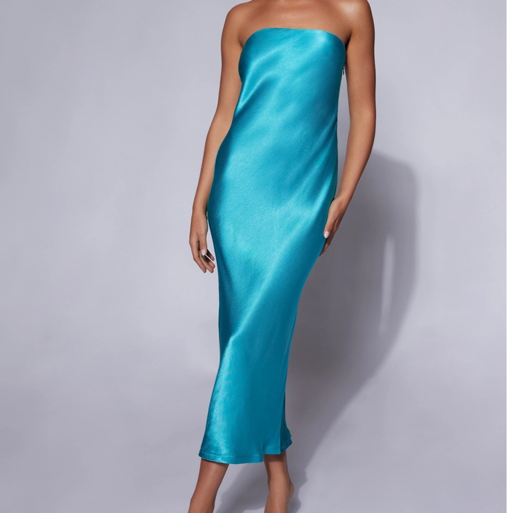 Meshki Tyler Strapless MIDI Dress - Blue size large (fits like a US medium)
